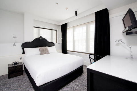 Peppers Gallery Hotel - Accommodation Main Beach 2
