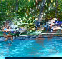 Pine Tree Motel - Accommodation Main Beach