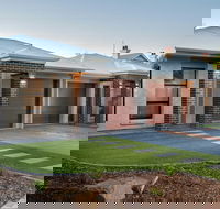 Renmark River Villas - Accommodation Main Beach