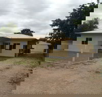 The Shack - Accommodation Main Beach