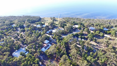 Waterfront Retreat At Wattle Point - Accommodation Main Beach 0