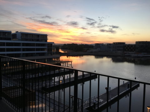 Accommodate Canberra - Accommodation Main Beach 2