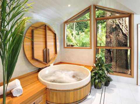 Arcadia Cottages - Accommodation Main Beach 0