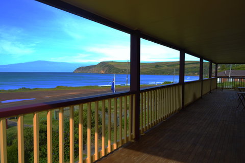 Cape Bridgewater Seaview Lodge - Accommodation Main Beach 1