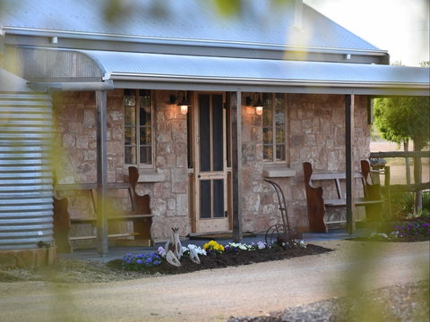 Riverline Cottage - Accommodation Main Beach 0