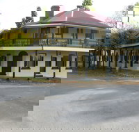 Tenterfield Lodge and Caravan Park - Accommodation Main Beach