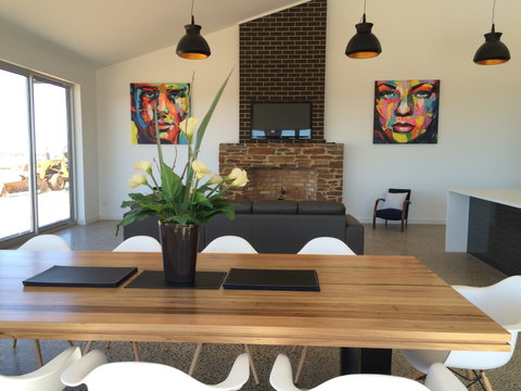 Bella Vista Farm House - Adelaide Hills - Accommodation Main Beach 0