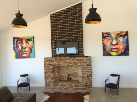 Bella Vista Farm House - Adelaide Hills - Accommodation Main Beach 2