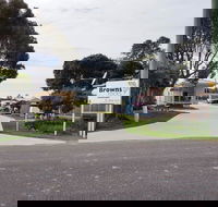 Browns Rocks Caravan Park - Accommodation Main Beach