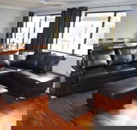 Ewetopia Farm - Accommodation Main Beach