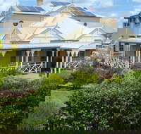 Grovely House Bed and Breakfast