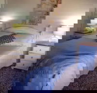 Poets On Mertin - Accommodation Main Beach