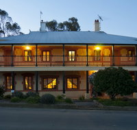 The Coffee Palace - Accommodation Main Beach