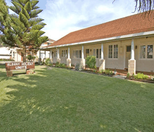 Albany Holiday Units - Accommodation Main Beach