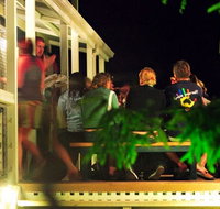 Blue Reef Backpackers - Accommodation Main Beach