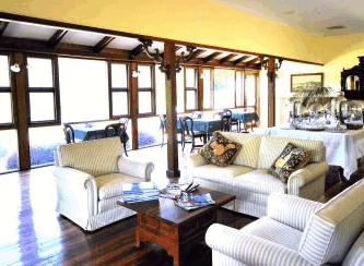 Forest Lodge Resort - Accommodation Main Beach 1