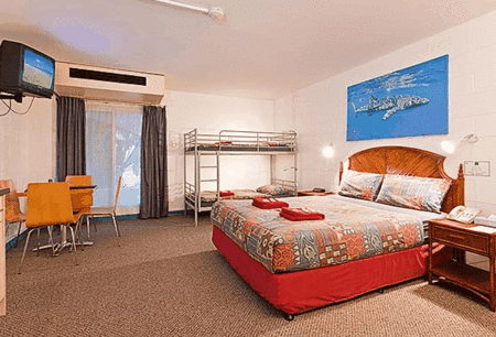 Best Western Seabreeze Resort - Accommodation Main Beach 3