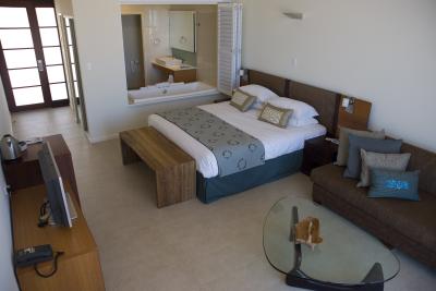 Novotel Ningaloo Resort - Accommodation Main Beach 2
