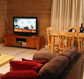 Pemberton  Forrest Cottages  - Accommodation Main Beach 3