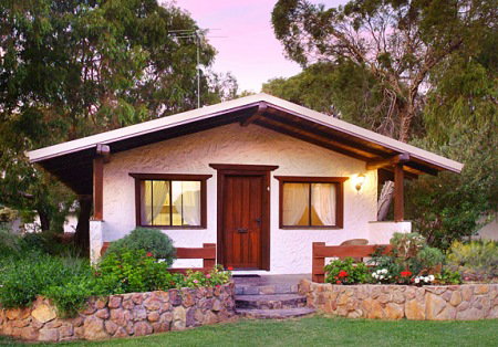 Sandy Bay Holiday Park - Accommodation Main Beach 0
