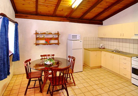 Sandy Bay Holiday Park - Accommodation Main Beach 2