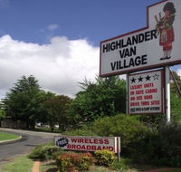 Highlander Van Village - Accommodation Main Beach