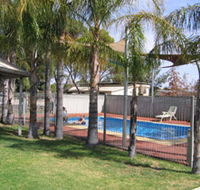 Merredin Caravan Park  Av-A-Rest Village - Accommodation Main Beach