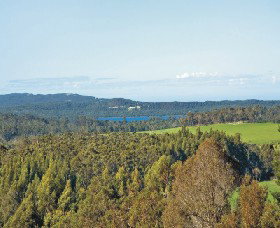 Karma Chalets - Accommodation Main Beach 2