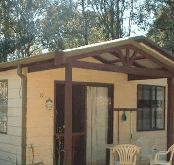 Gum Grove Chalets - Accommodation Main Beach