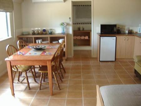 Jakamarri Bed & Breakfast - Accommodation Main Beach 5