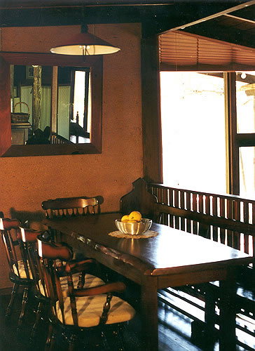 Eucalyptus House - Accommodation Main Beach 3