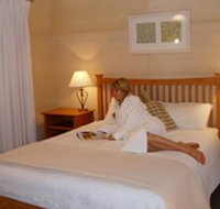 Big Brook Cottages and B and B - Accommodation Main Beach