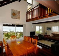 Bonny Hills Beach House - Accommodation Main Beach