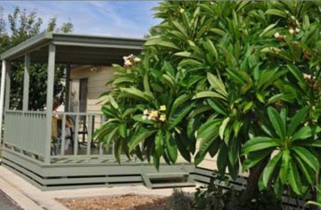 Back Obourke Accommodation - Accommodation Main Beach 2