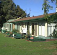 Jenny's Lake Farm BB - Accommodation Main Beach