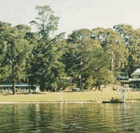 Rest Point Holiday Village - Accommodation Main Beach