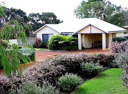 Walpole Bayside Villas - Accommodation Main Beach 4