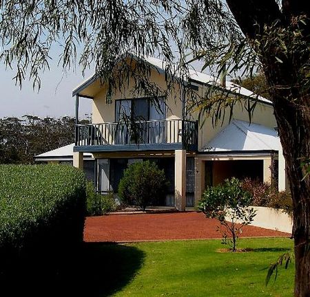 Walpole Bayside Villas - Accommodation Main Beach 5