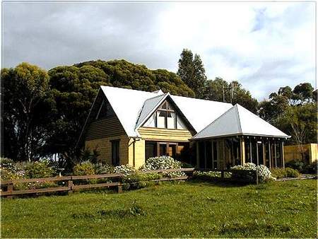 Chalet Arunga - Accommodation Main Beach 3