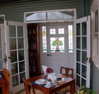 Heritage Cottage Bed And Breakfast - Accommodation Main Beach