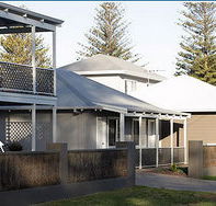 Clearwater Motel Apartments - Accommodation Main Beach