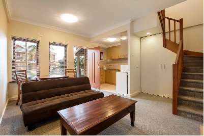 The Royal Palms Residence And Resort - Accommodation Main Beach 5