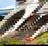 Ardlethan Bed and Breakfast - Accommodation Main Beach