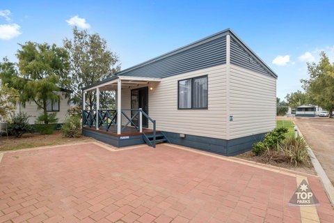 Jurien Bay Tourist Park - Accommodation Main Beach 1