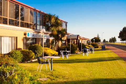 Lacepede Bay Motel & Restaurant - Accommodation Main Beach 0