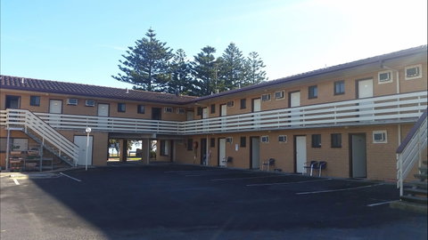 Lacepede Bay Motel & Restaurant - Accommodation Main Beach 2