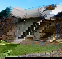 Lake View Farm House - Accommodation Main Beach