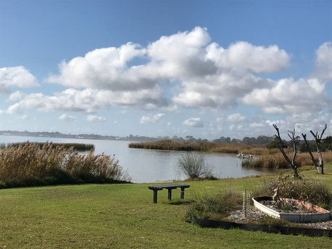 Lake Albert Caravan Park, Meningie SA - Accommodation Main Beach 2