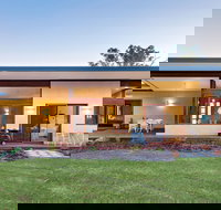 Sativa Sanctuary Forest View - Accommodation Main Beach