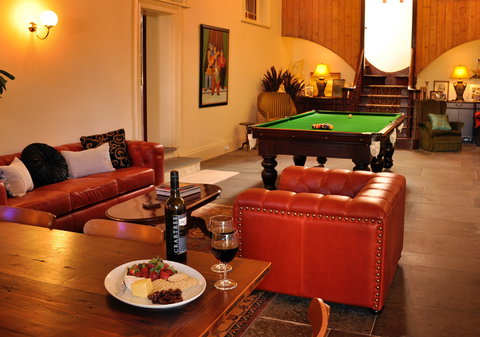 Stanley Grammar Country House - Accommodation Main Beach 2